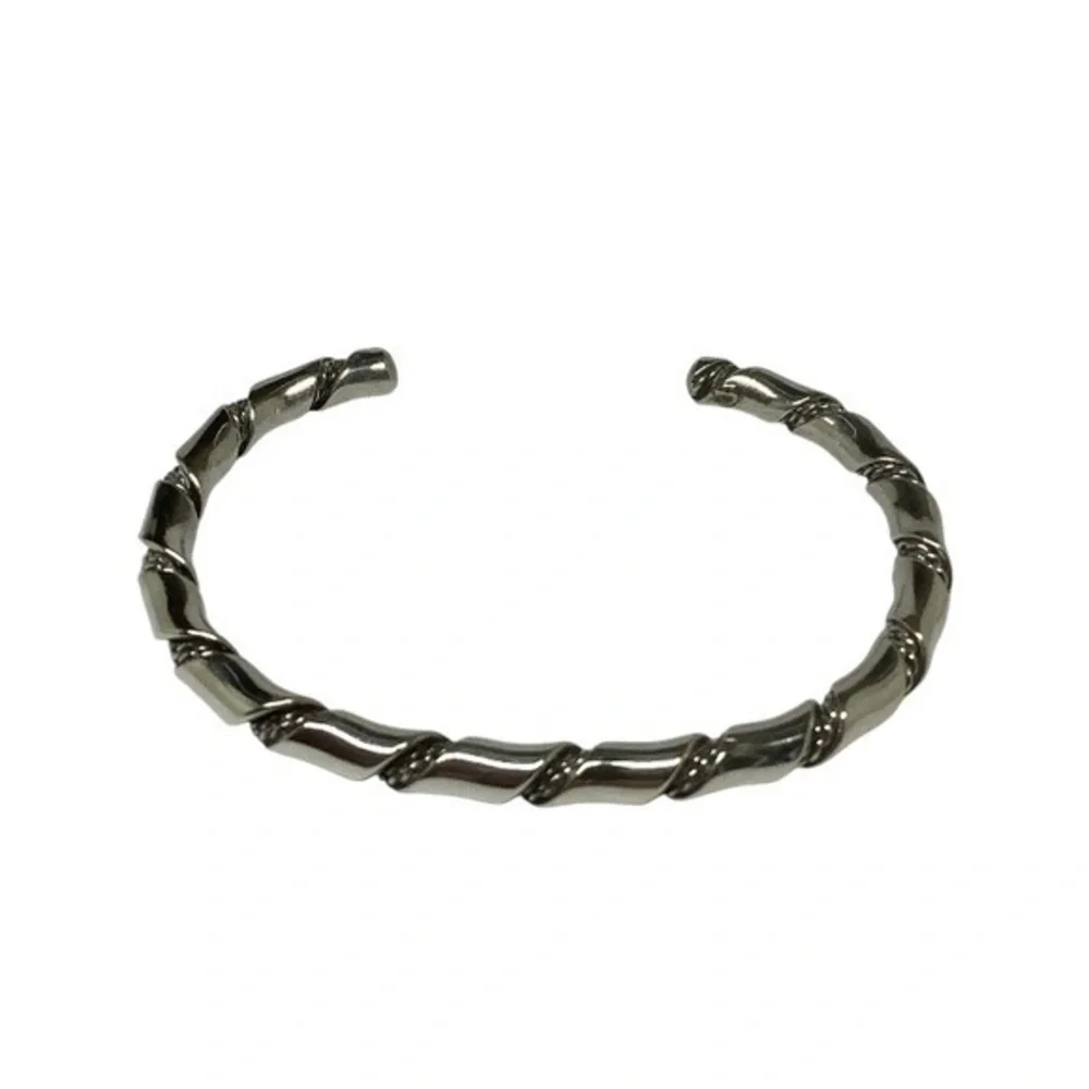 Sterling silver bracelet Size Small